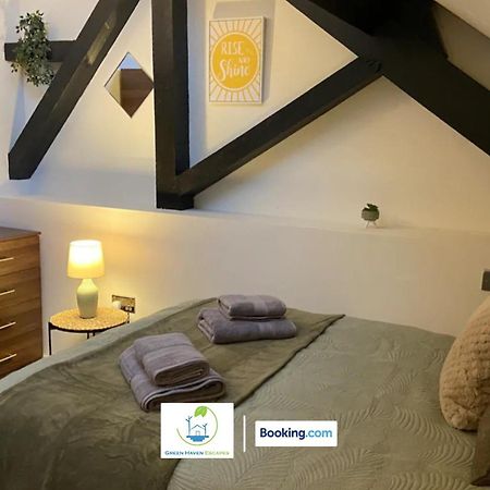 Centrally Located Cosy 2 Bed Duplex City Apartment By Green Haven Escapes In Bradford Bradford  Extérieur photo